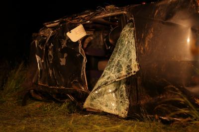 Alfdorf-Pfahlbronn: PKW ueberschlaegt sich und fliegt 50m weit in eine Wiese